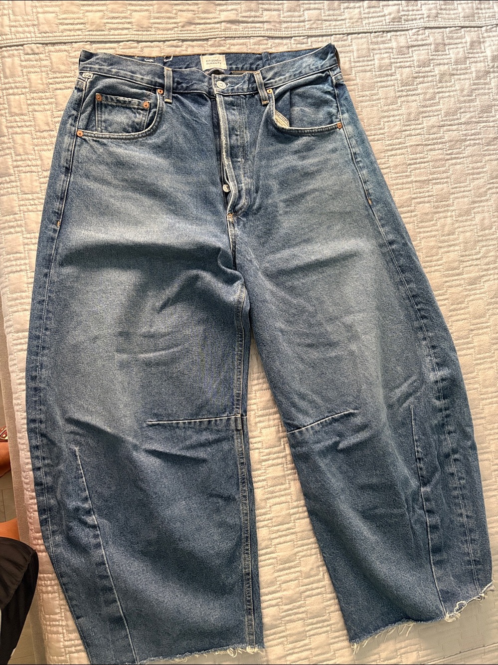 Citizens Of Humanity Medium Wash High-Rise Horseshoe Jeans - Picture 3 of 6